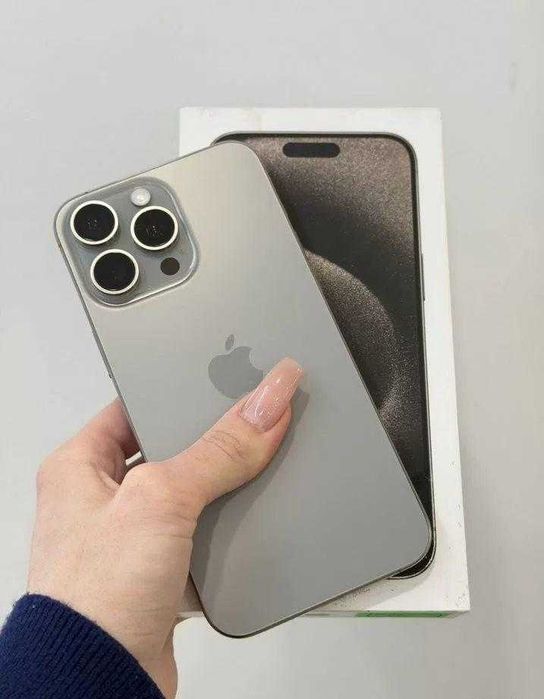 iPhone 15 Pro Max, 256 ГБ, SIM + eSIM