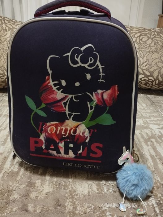 Продаю шкільний рюкзак