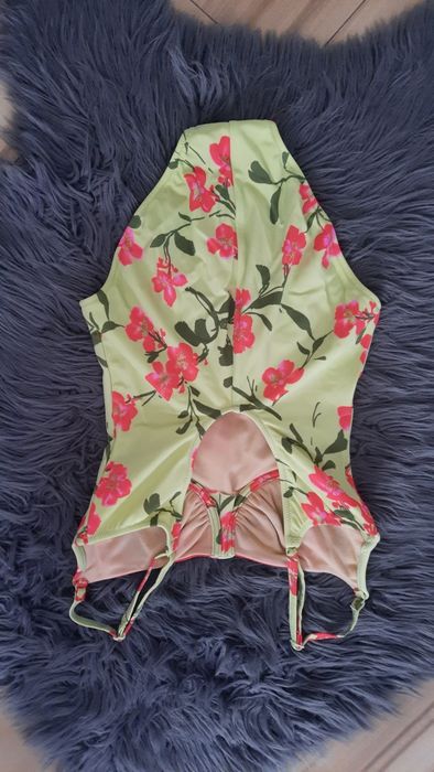 Miętowy strój kąpielowy Triumph r. 38 C