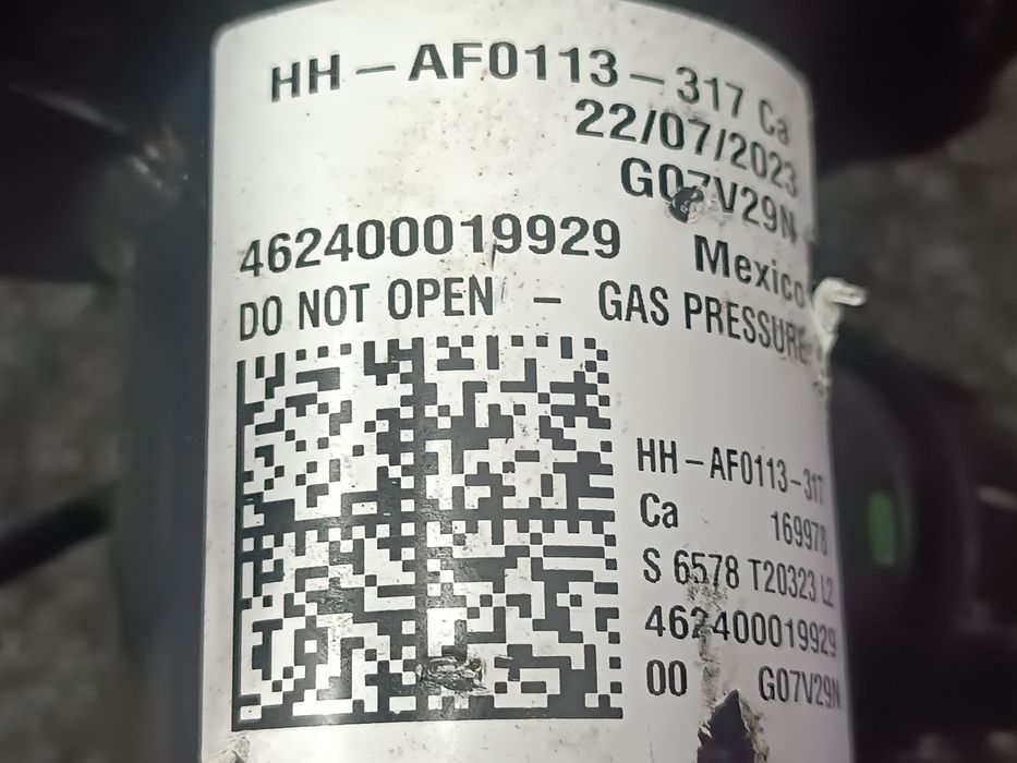 Пневмостійка передня ліва BMW G07 37106869035 Пневмостойка Балон