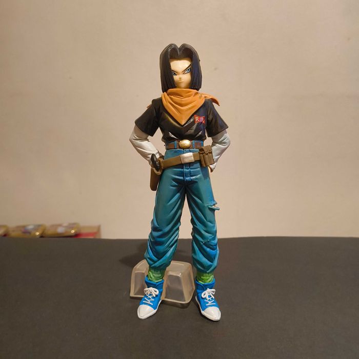 Figura Dragon Ball Android 17