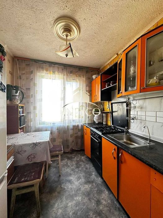 Продаж 5-кімнатної квартири на Митниці
