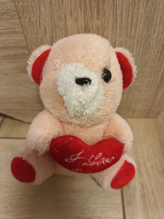 Miś z serduszkiem I love you