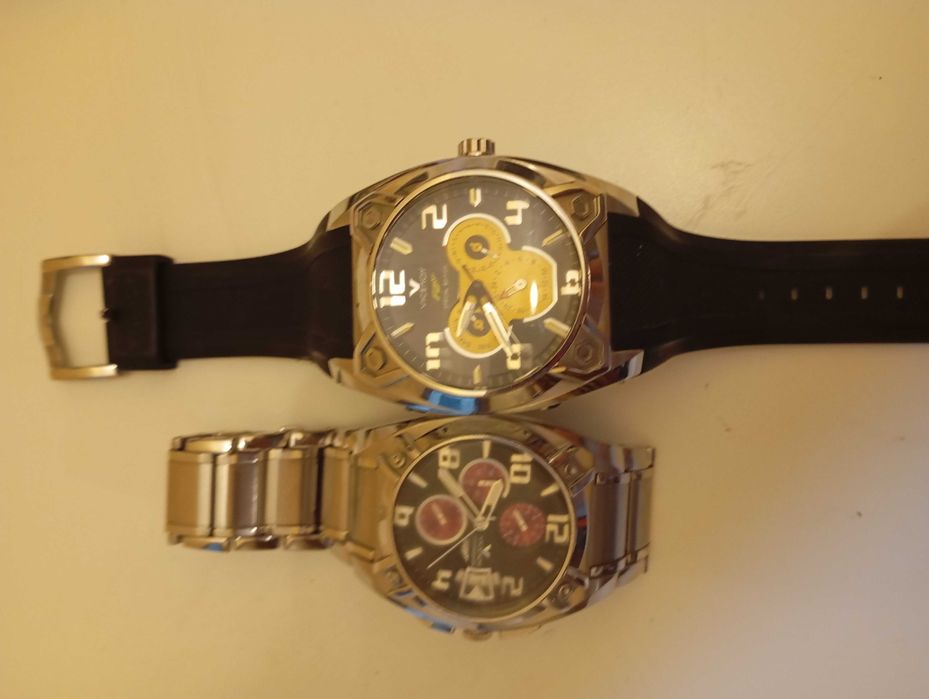 Relógios em perfeito estado