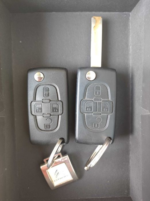 Продам  авто CITROEN C8