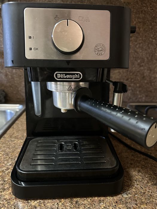Máquina de Café Manual DeLonghi Stilosa EC260.BK - Preto