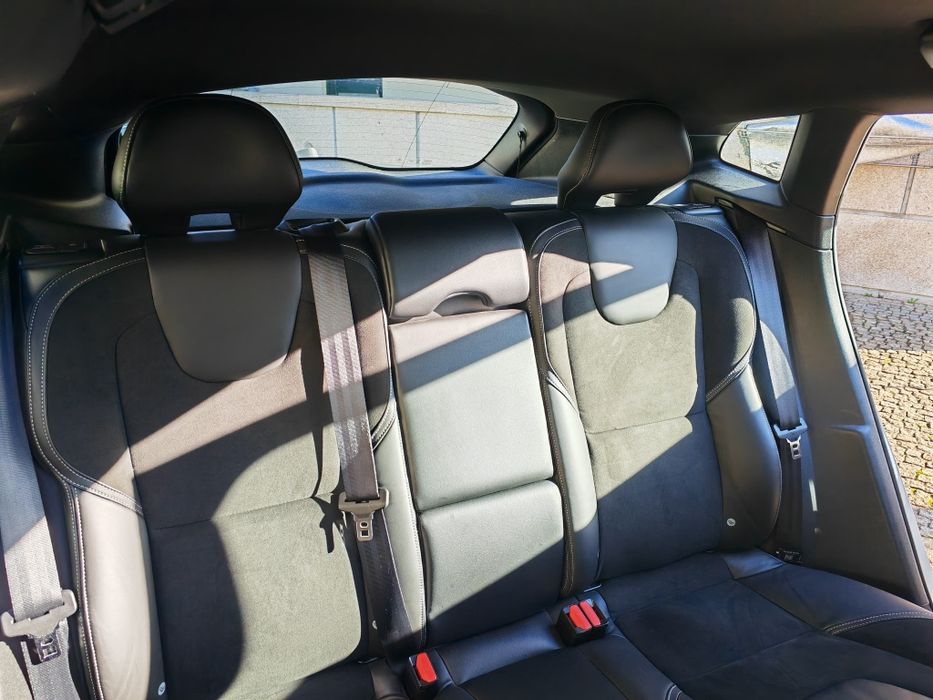 Volvo V40 R-Design