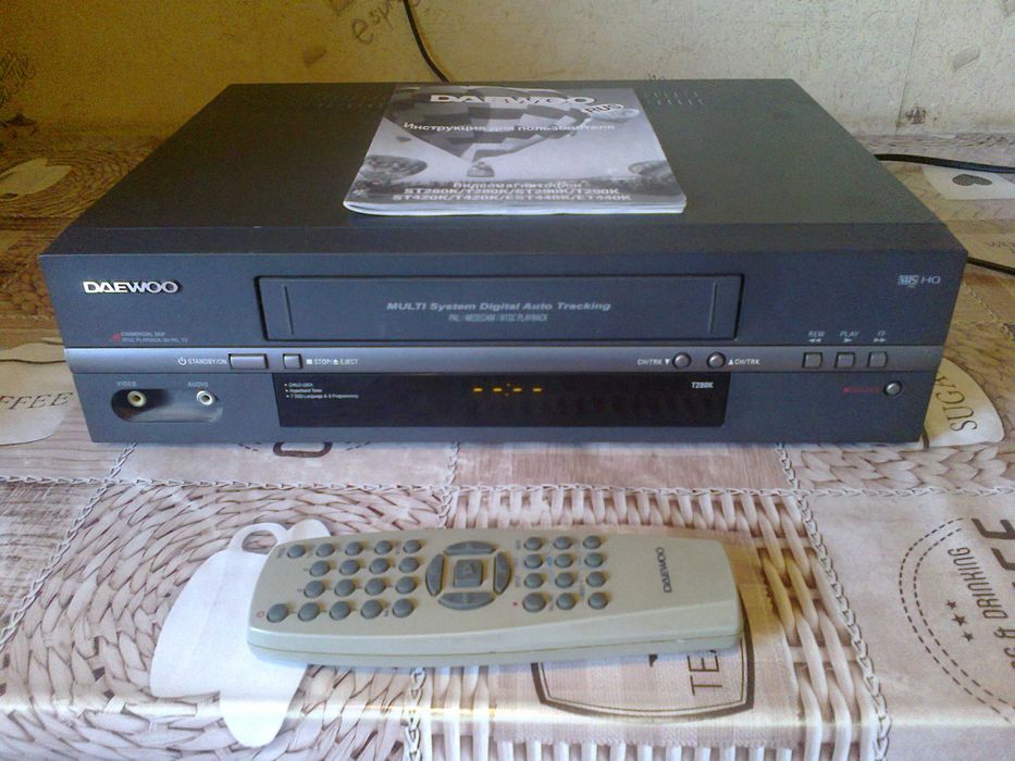 Видеомагнитофон Daewoo T280K, DVD плеер Samsung P-171