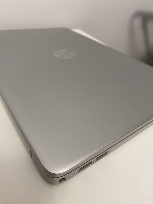 Laptop HP 15s Ryzen 7-5700U/16GB/512GB SSD/Win11