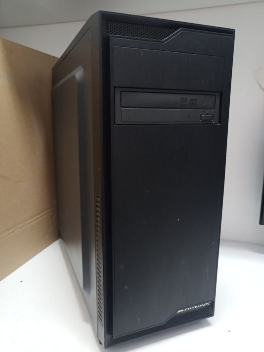 Komputer stacjonarny Windows 11 16GB SSD 240 Intel i3