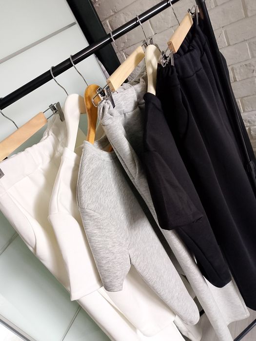 Nowe komplety dresowe.