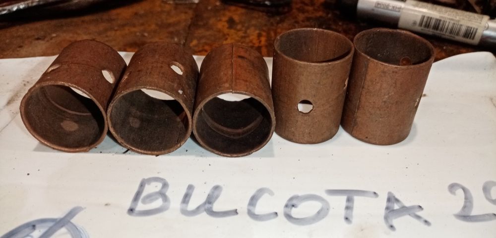 Продам втулки шатуна шкворня