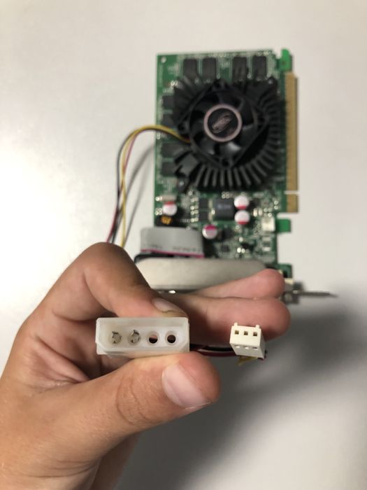 Відеокарта GT220