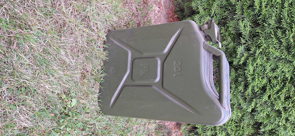 Kanister metalowy 20l