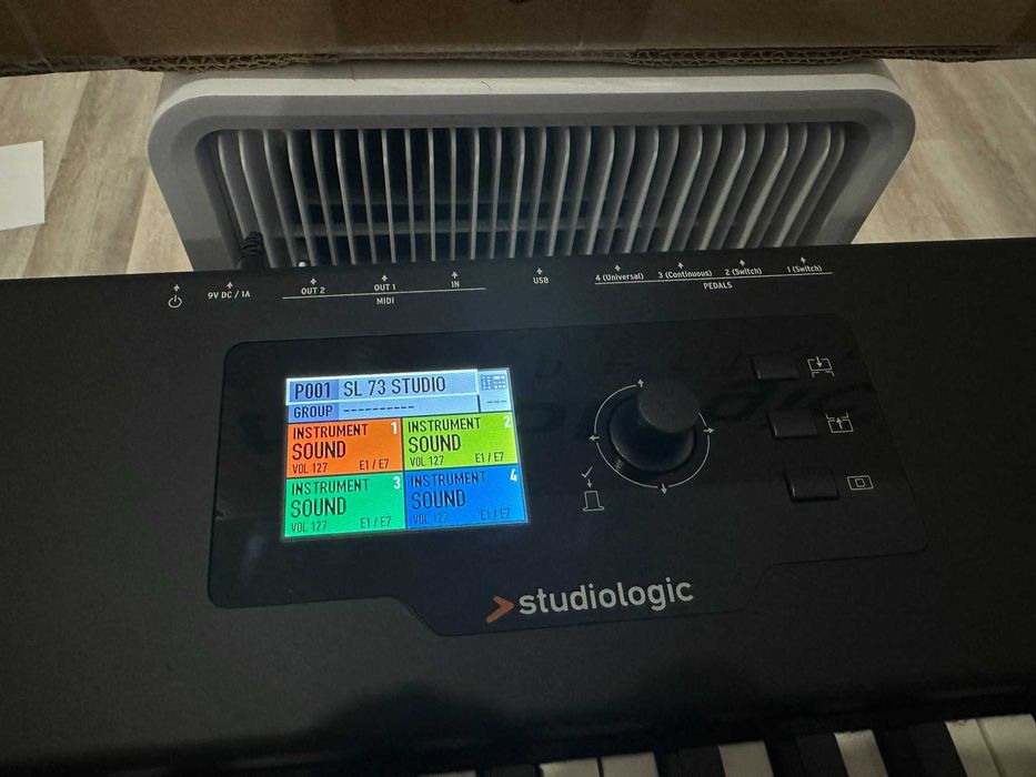 # Impecável! Controlador Studiologic SL73 Studio Novo, Garantia #