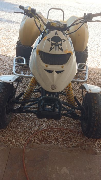Moto 4 650 DS Bombardier completo