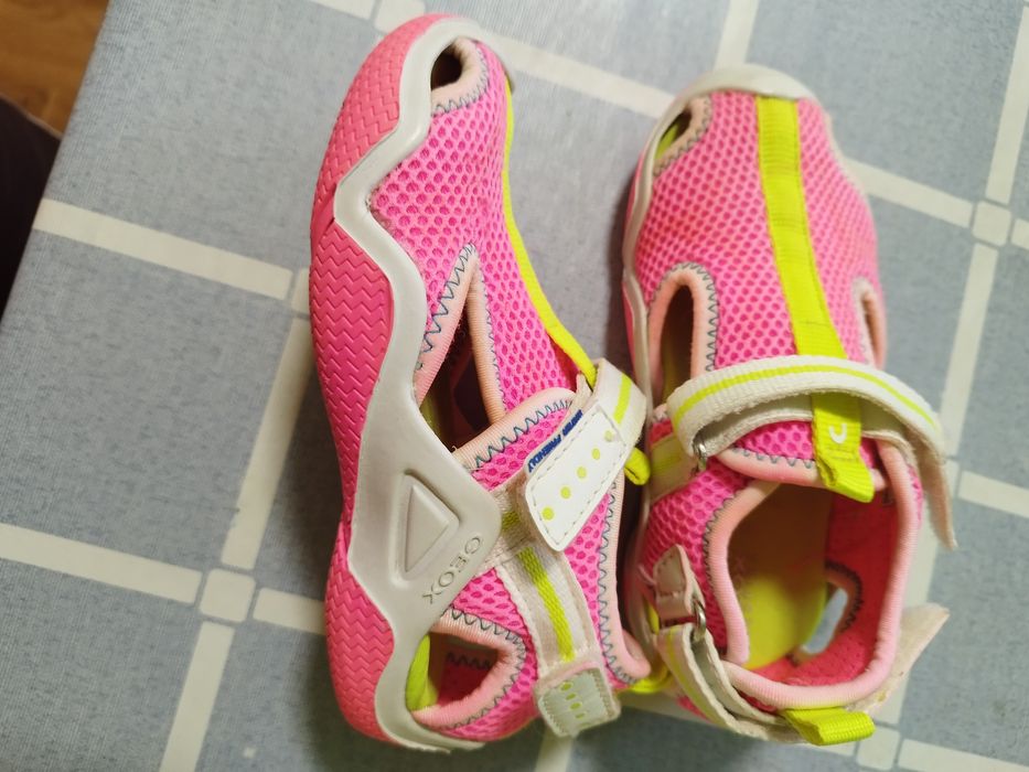 Кросівки Geox для  дівчинки,літні,500 гр.
