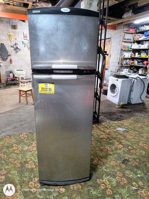 Холодильник Whirlpool ARC4020 IX — у відмінному стані