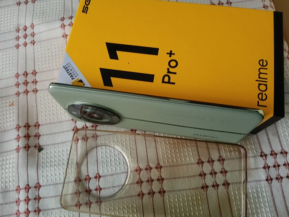 Sprzedam Realme 11 pro+ 5G
