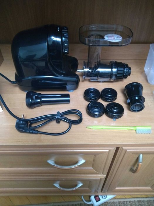 Wyciskarka wolnoobrotowa ALFA PURE - nówka , nie śmigana !!