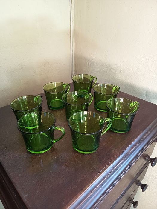 Chávenas de café pyrex verdes