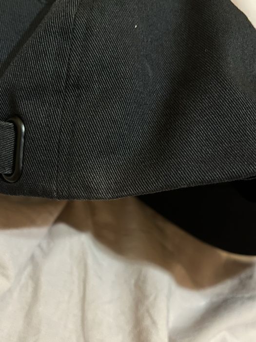 Czapka z daszkiem damska czarna Adidas Gold Coat Of Arms