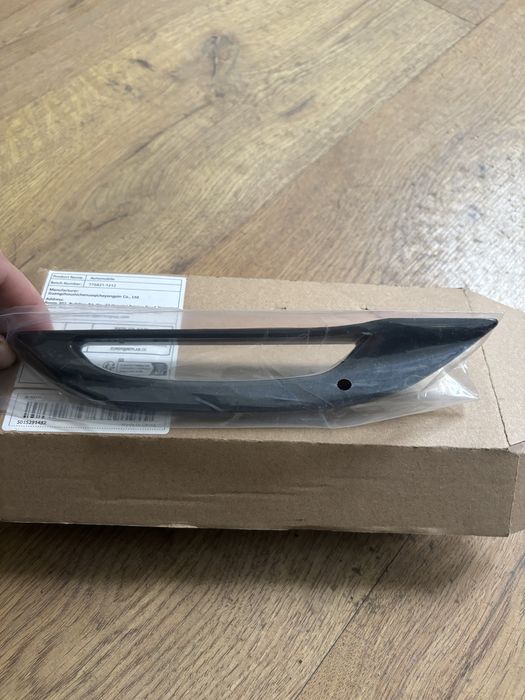 Накладки на ручки дверні Tesla M3/MY