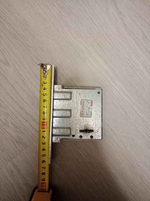 Продам замок врізний сувальдний SECUREMME