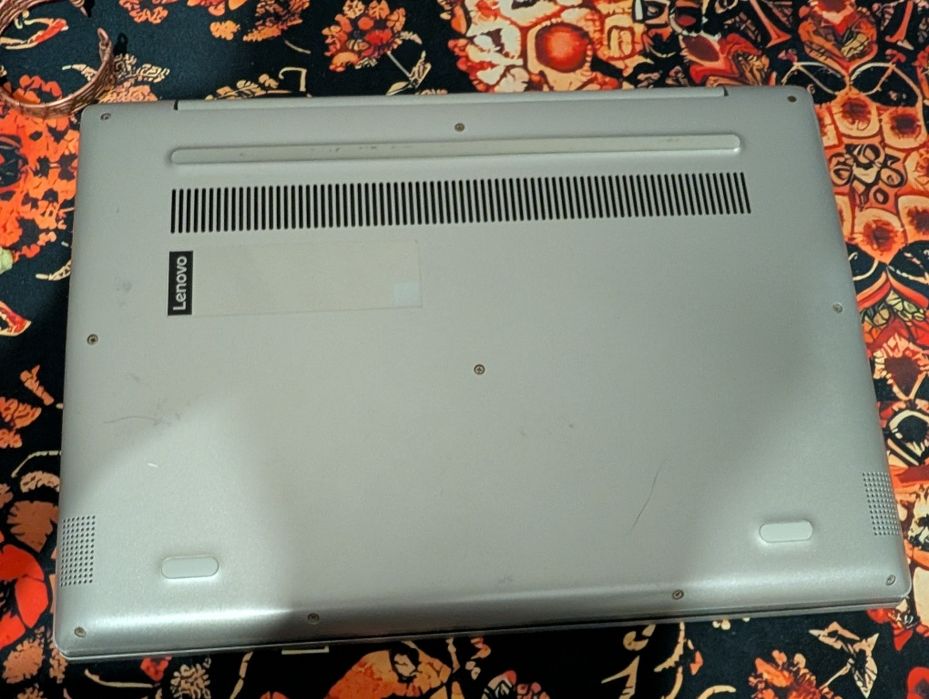 Lenovo IdeaPad 330S-14IKB