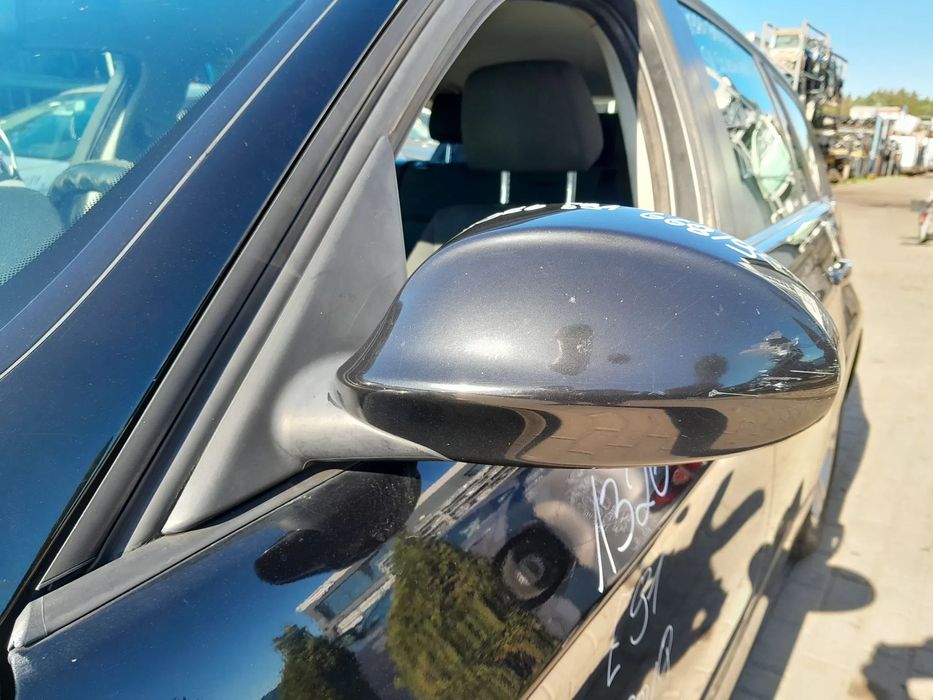 BMW E91 LUSTERKO LEWE PRZEDNIE LEWY PRZÓD ELEKTRYCZNE KOLOR: 668/9