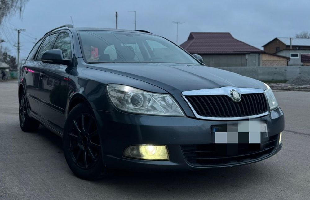 Шкода Октавія 2011