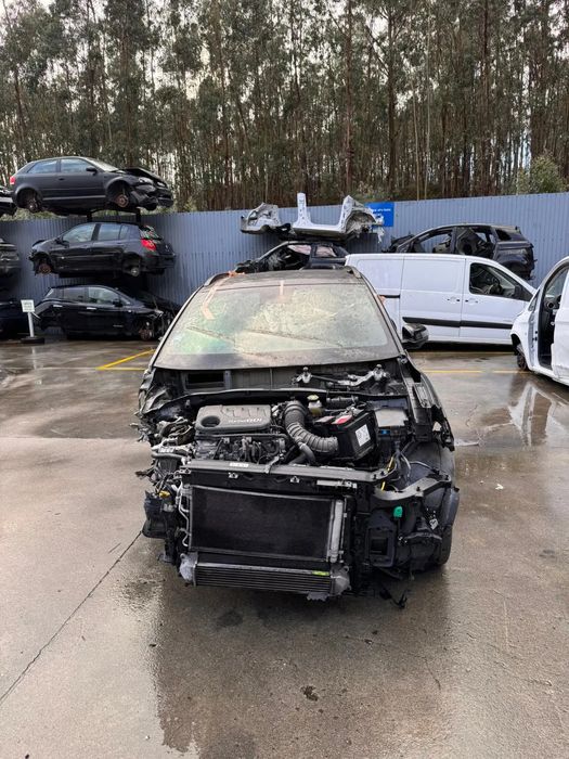 Para peças HYUNDAI Kauai (OS)