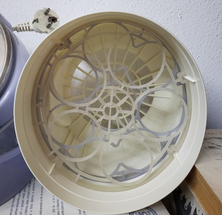 Esterilizador  biberão Tigex a funcionar