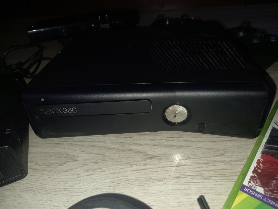 XBOX 360,250ГБ+диск