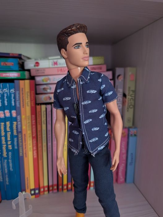 Lalka Ken Mattel  w ubraniu