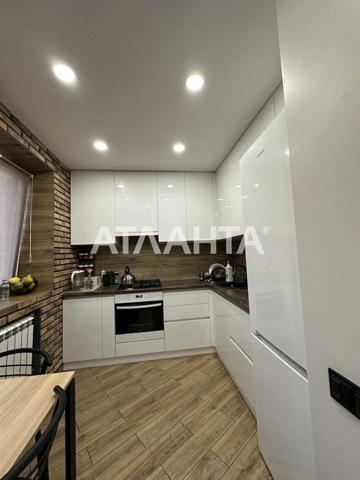 Парк Горького! 3-ком квартира. Евроремонт! ул. Космонавтов / Филатова.