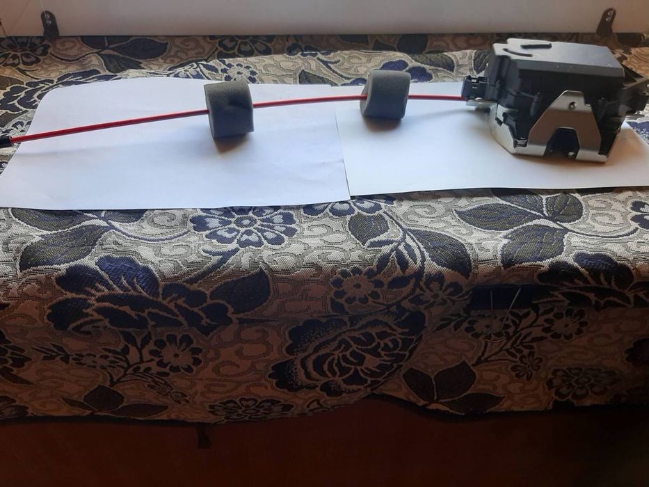 Продам замок багажника mersedes ml, gl w164, x164