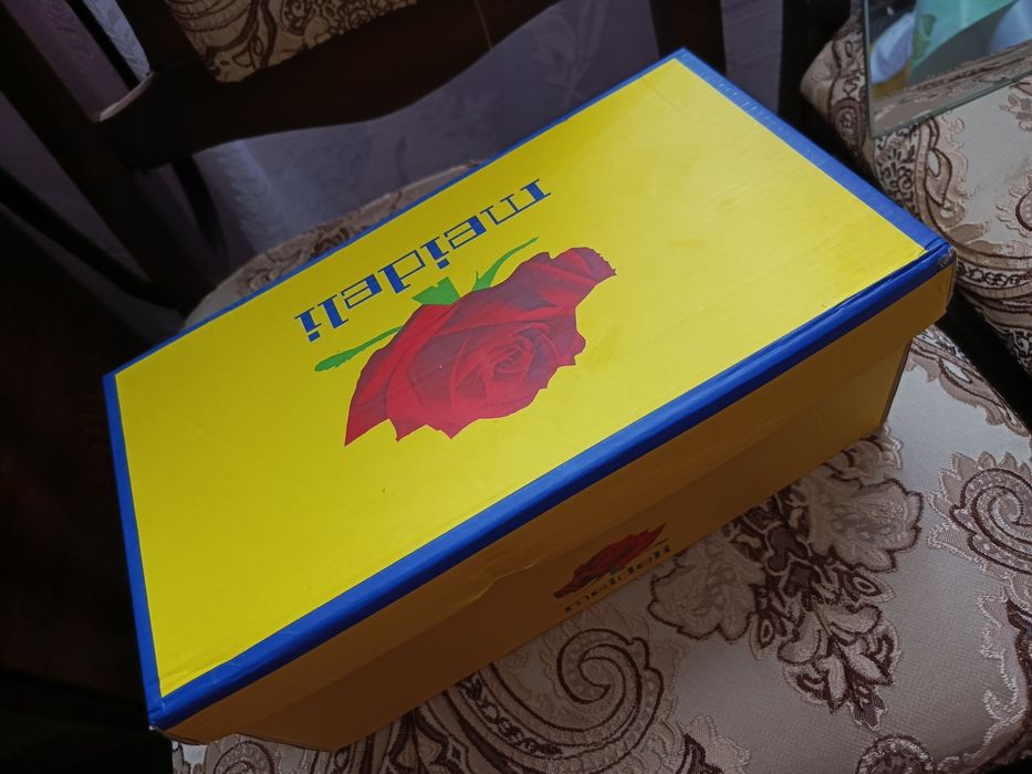 Лофери нові еко шкіра беж