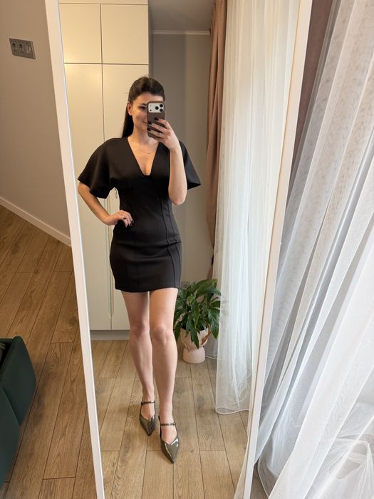 Чорне міні плаття Zara