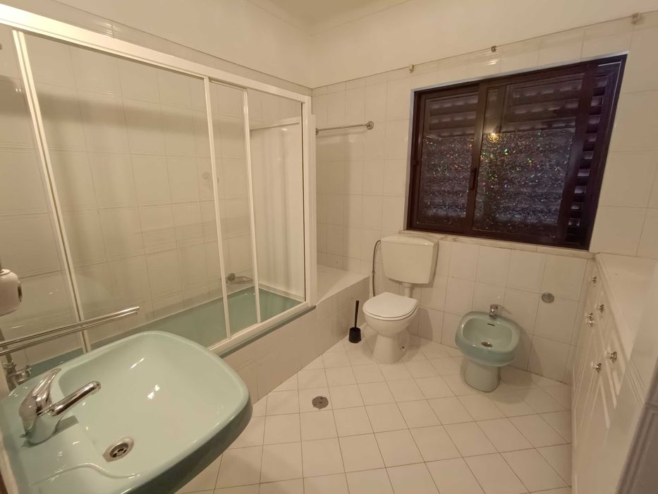 Arrendamento de imóvel (vivenda) T4 Loulé