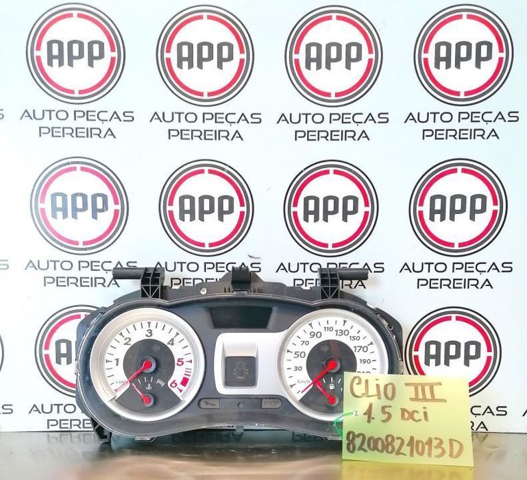 Quadrante Renault Clio 3 Sport 1.5 DCI fundo branco referência