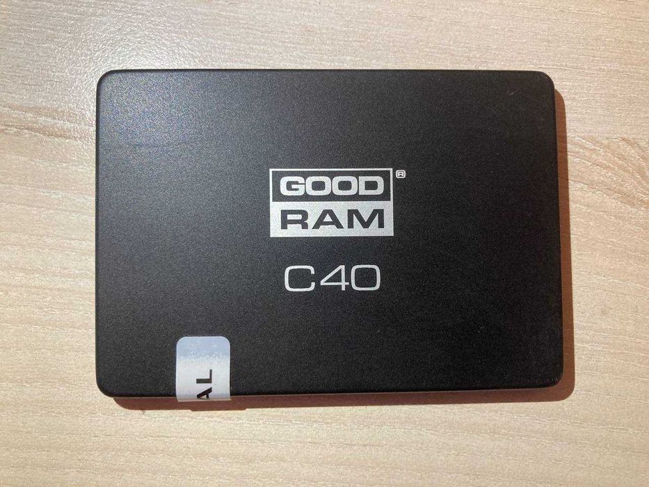 Sprzedam S S D GoodRAM C40 120GB.
