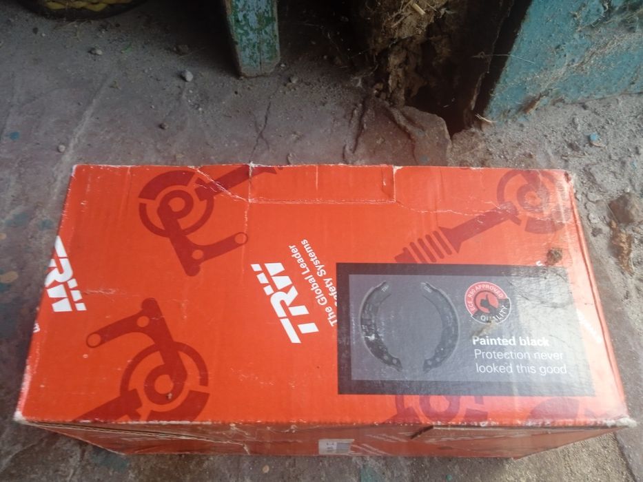 Продам задании колодки,на Лансер  9