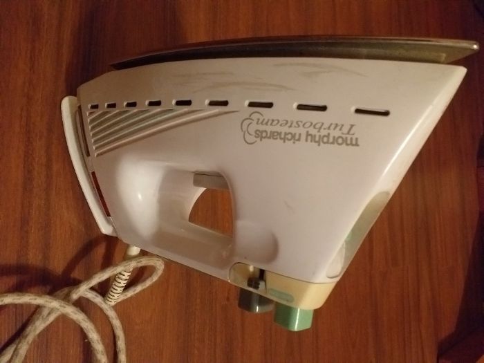 Vários ferros engomar