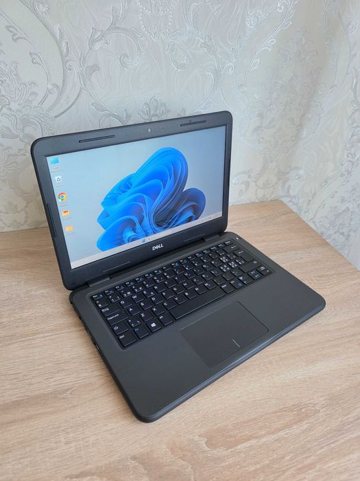 Core i5 8-gen 8потоків, 8Gb DDR4, SSD 250Gb nvme, ips