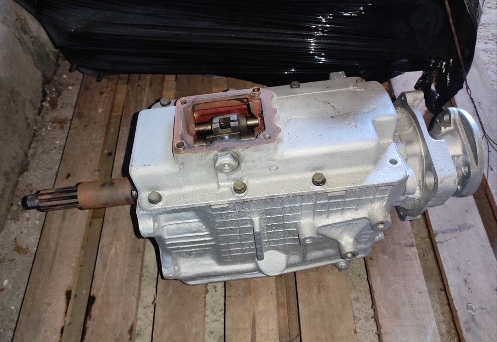 Коробка передач КПП Газ 53 3307 66 ПАЗ Кавз Зіл 130 131 після ремонту