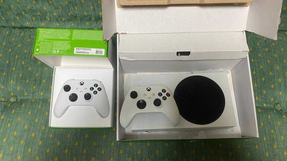 Xbox series X Branco 512GB.