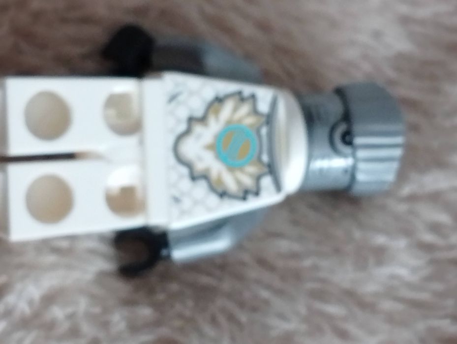 LEGO figurka ninjago Zane