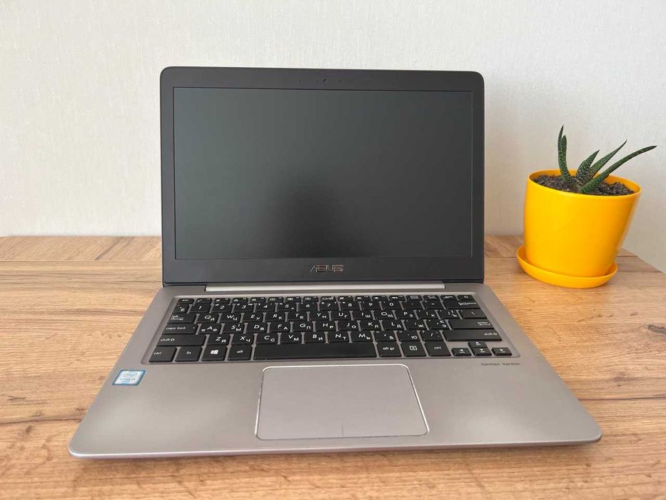 ASUS Zenbook UX310U