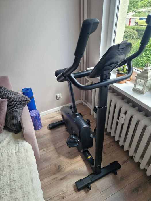 Rower stacjonarny Domyos EB900 B samozasilający